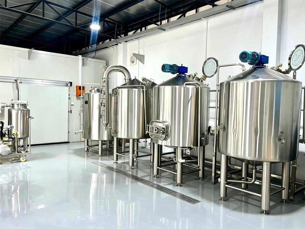 <b>A 600L brewery system finally landed in Thailand</b>